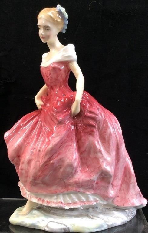 ROYSL DOULTON SUMMERS DAY LADY