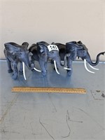 3 Elephant Toys