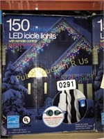 LED ICICLE LIGHTS FOR INDOOR/OUTDOOR USE
