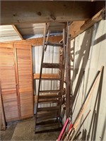 Keller wood step ladder
