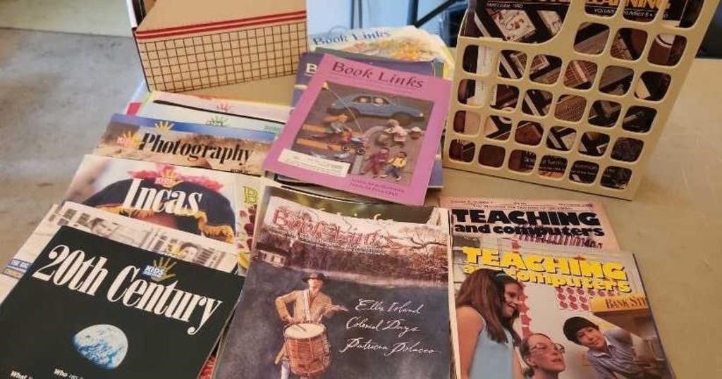 Vintage Teaching/Learning Magazines