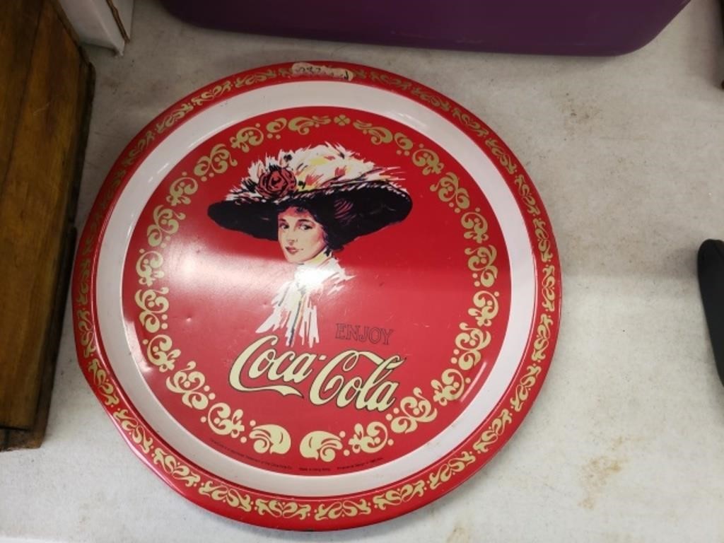 VINTAGE COCA COLA TRAY