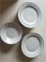 DISHES-SET OF 19 MIXED