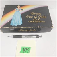 1950's Moir;s Pot of Gold Box