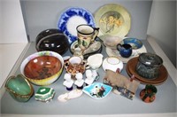 Extensive quantity ceramic tableware pieces