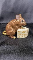 Herend, Mouse with Cheese Chocolate and gold, 3.50