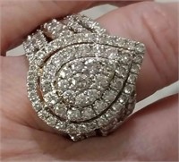 3.15 CTW Diamond Natrual Pear Cut Diamond Ring 10k