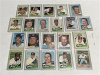21 Vintage Baseball Cards