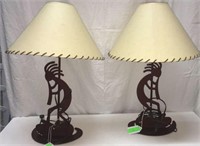 2 Shadow Figurine Lamps T
