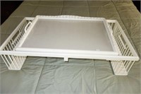 BREAKFAST TRAY WICKER W/REMOVABLE TRAY AND