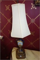 NAPOLEAN PORTRAIT LAMP 25" TALL INCLUDING SHADE