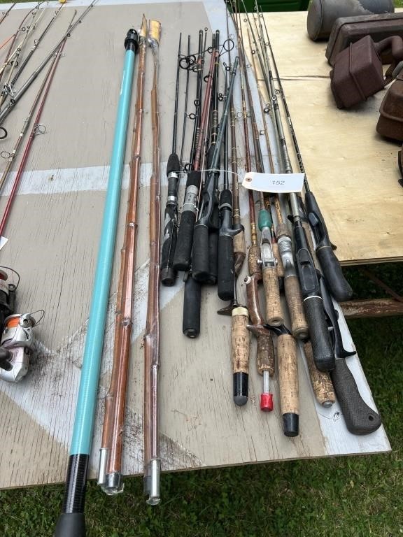 LARGE LOT OF VINTAGE FISHING RODS