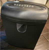 L - OMNITECH PAPER SHREDDER (O6)