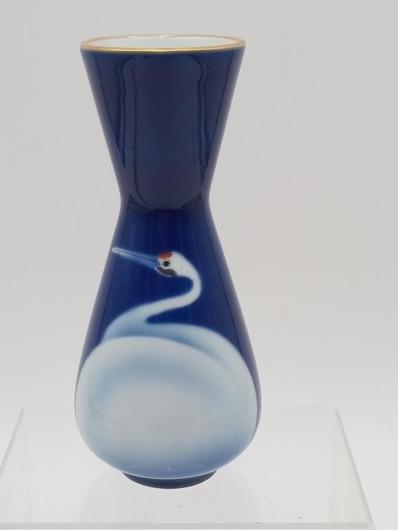 Fukagawa Porcelain Crane Japanese vase PRE 1940's