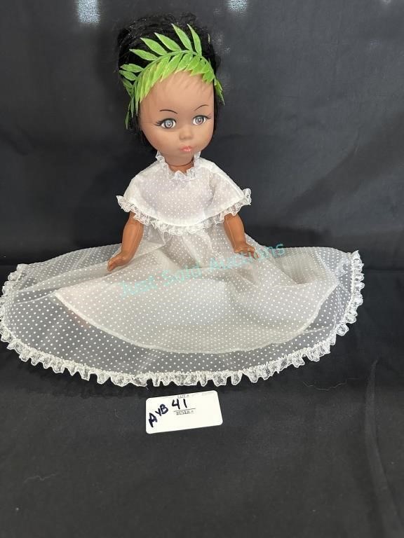 Online Vintage Doll Auction