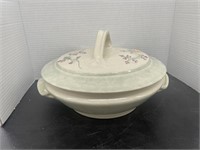 Lidded pottery dish