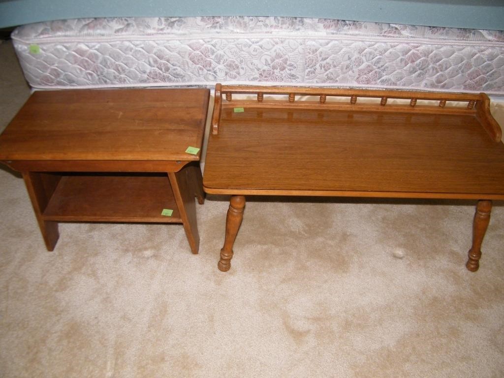 CUTE LITTLE BENCH W/ UNDERSHELF & COFFEE TABLE