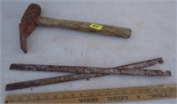 Trapping hammer and conibear setting tool