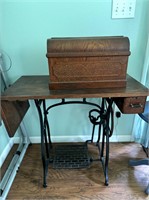 Singer sewing machine