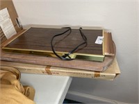 VTG Hot Plate & wood tray