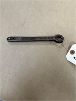 Ford 5-Z324 Wrench
