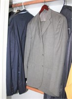 Men's Suits & Suit Coats