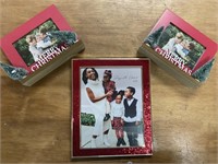 Holiday picture frame