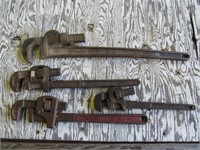 4 pipe wrenches