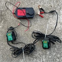 2 BATTERY TENDERS & ONBOARD CHARGER