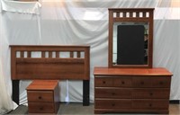 Oak Finished Mission Style Bedroom Set