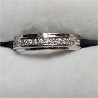 $2400 10K Diamond(0.3Ct) Ring