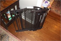 2 METAL CHILD/ PET GATES