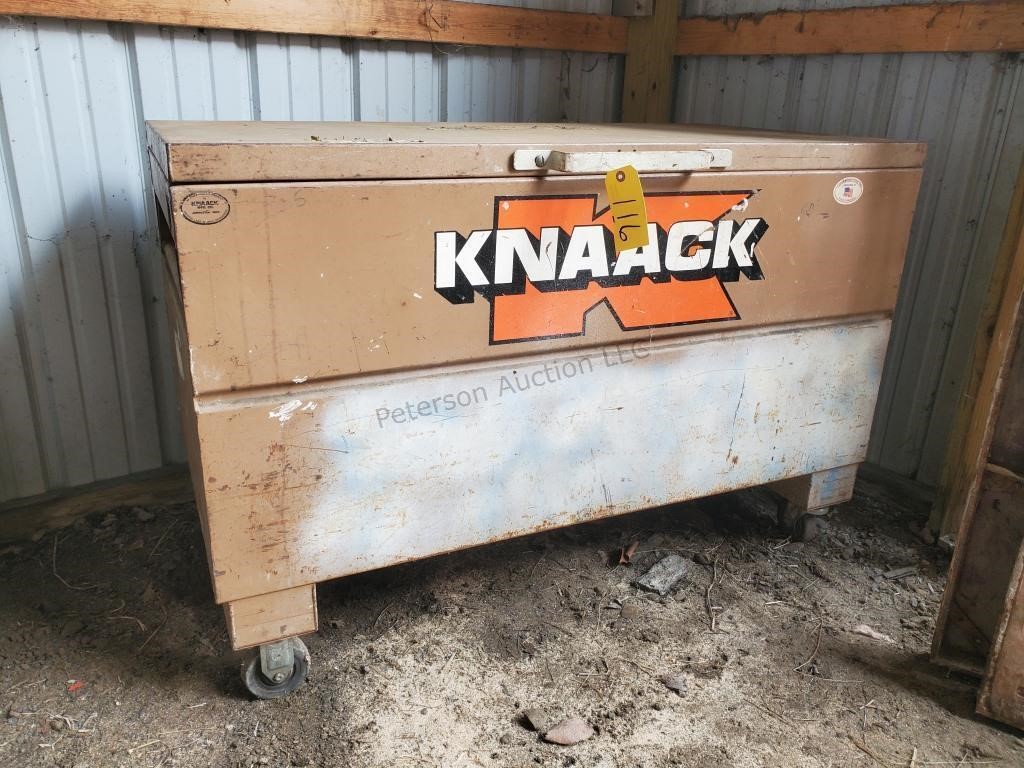 Knaack Rolling  Job box