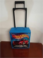 CASE WITH HOT WHEELS INSIDE