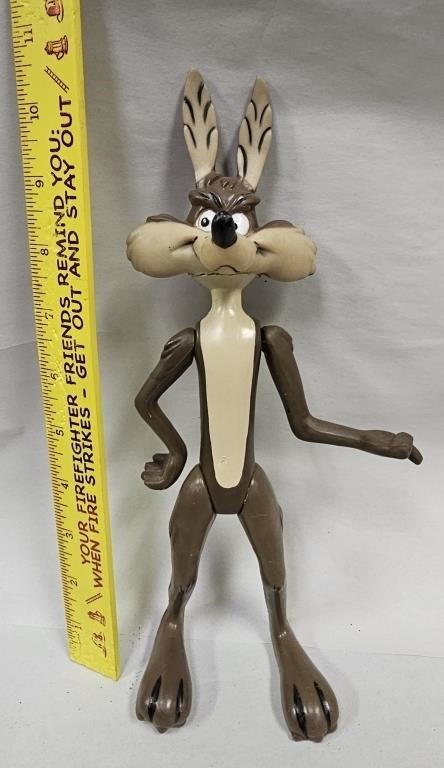 1968 Wile E. Coyote Figurine           TOY