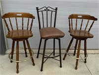 (2) Wooden Swivel Bar Stools, Metal Swivel Bar