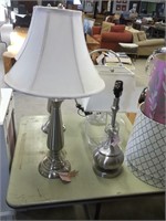 LOT TABLE LAMPS