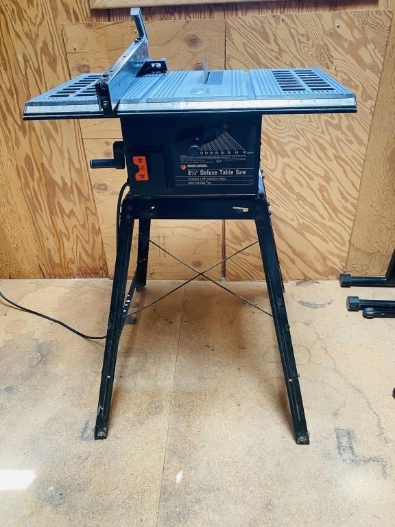 Black & Decker 8 1/4 Deluxe Table Saw