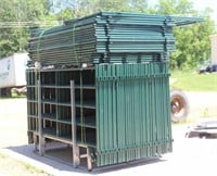 New (56) 9FT Corral Panels