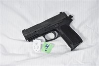 Sig Sauer SP2022 Pistol 40 S&W Sig