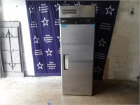 Turbo Air Reach-in Refrigerator 28-3/4â€³W x 30-3/