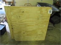 (4) Pieces of 5/8" 4 Ply Plywood 42x46"