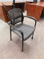 HON ROLLING/STACK MESH BACK CHAIR