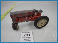 METAL TOY TRACTOR