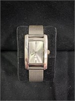 Woman's Quartz Thin Steel Watch