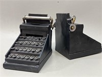 Black Metal Sheet Typewriter Bookends