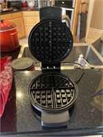 Black & Decker Belgian Waffle Maker