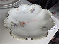 Large Old Serving Bowl (Con2)