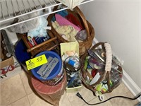 remaining items on floor misc. household items, et