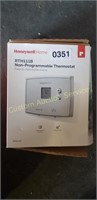 NON PROGRAMMABLE THERMOSTAT